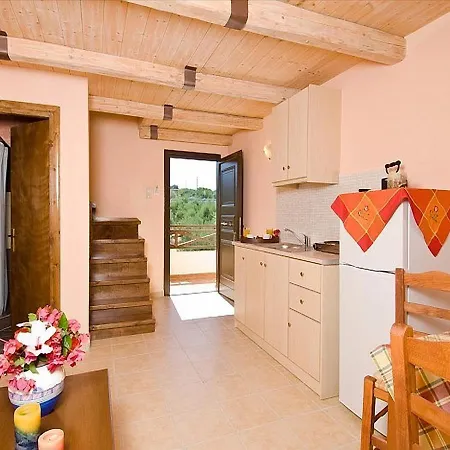 One Bedroom Maisonette With Sea View *