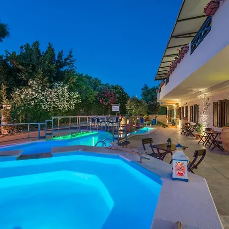 One Bedroom Maisonette With Sea View Apartment